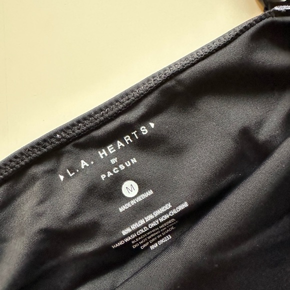 NWT PACSUN POLKA DOT ELASTIC TOP. Size M - Picture 2 of 3